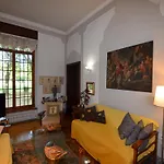 Elegant In With Garden And Pool Faenza