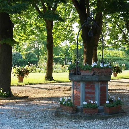 Elegant In With Garden And Pool Casa vacanze Faenza