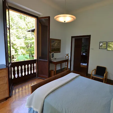 Elegant In With Garden And Pool בית נופש *
