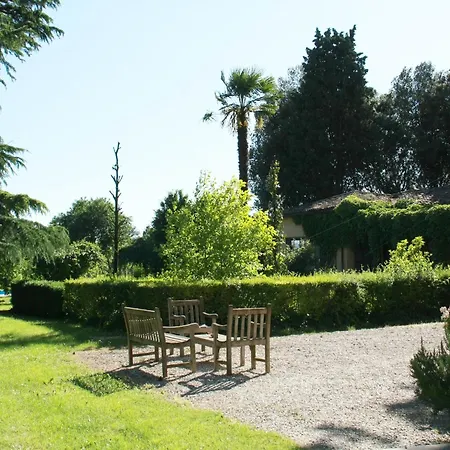 Elegant In With Garden And Pool *