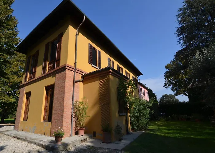 Elegant In With Garden And Pool Hébergement de vacances Faenza