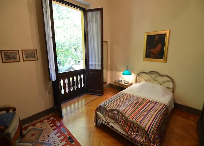 Elegant In With Garden And Pool 別荘