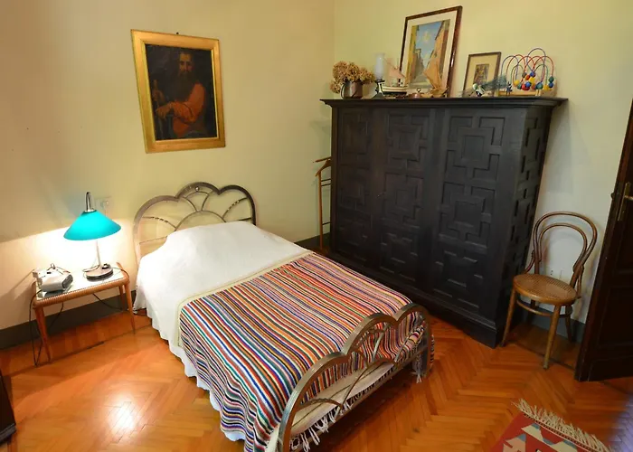 Elegant In With Garden And Pool